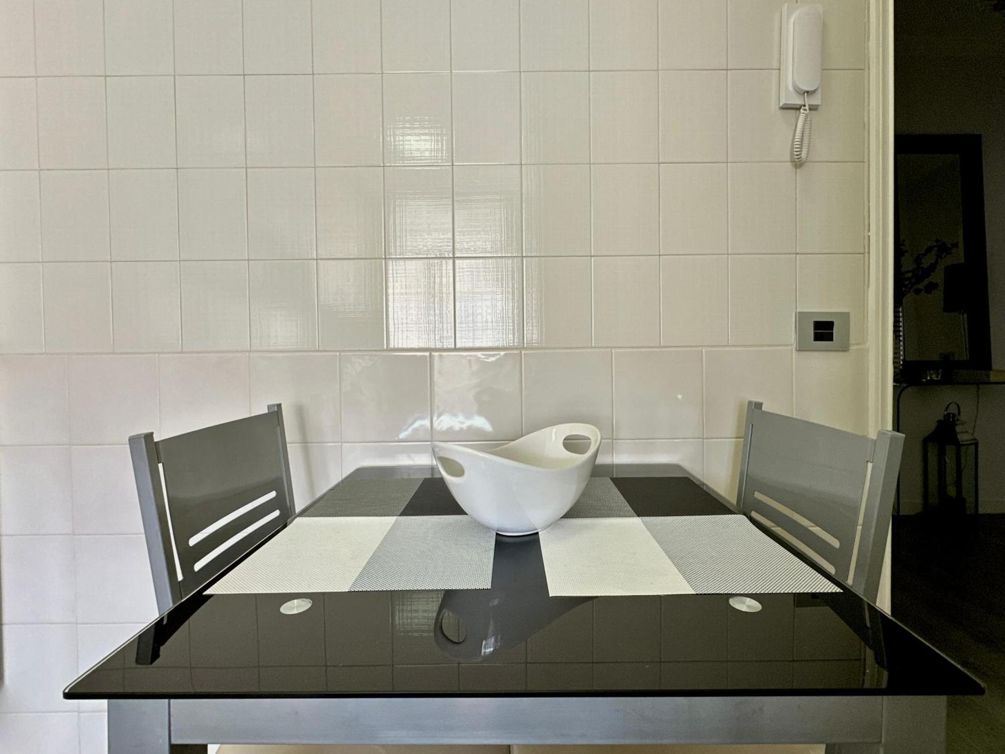 Hostiguest Coliving Leon Y Castillo Las Palmas de Gran Canárias Exterior foto