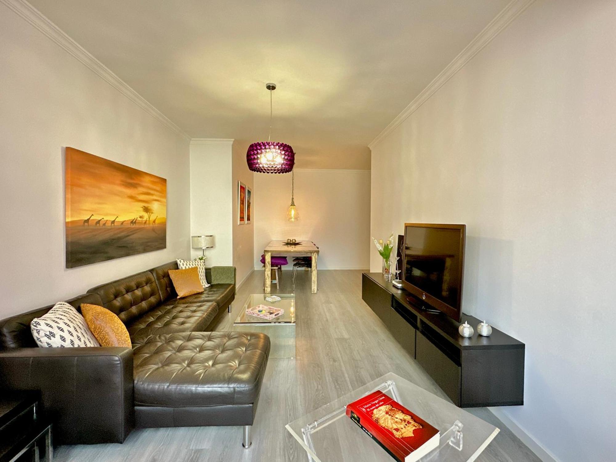 Hostiguest Coliving Leon Y Castillo Las Palmas de Gran Canárias Exterior foto