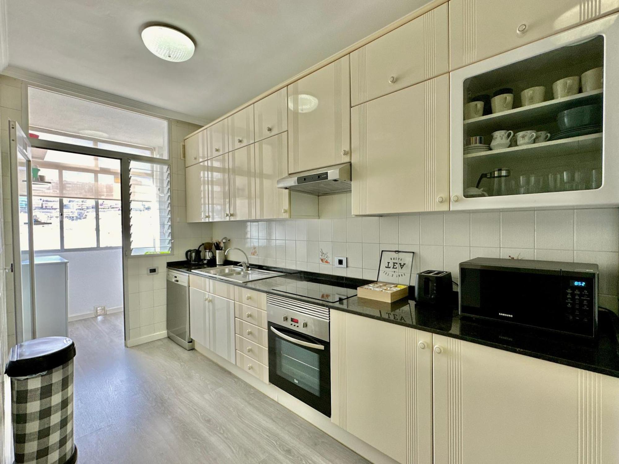 Hostiguest Coliving Leon Y Castillo Las Palmas de Gran Canárias Exterior foto