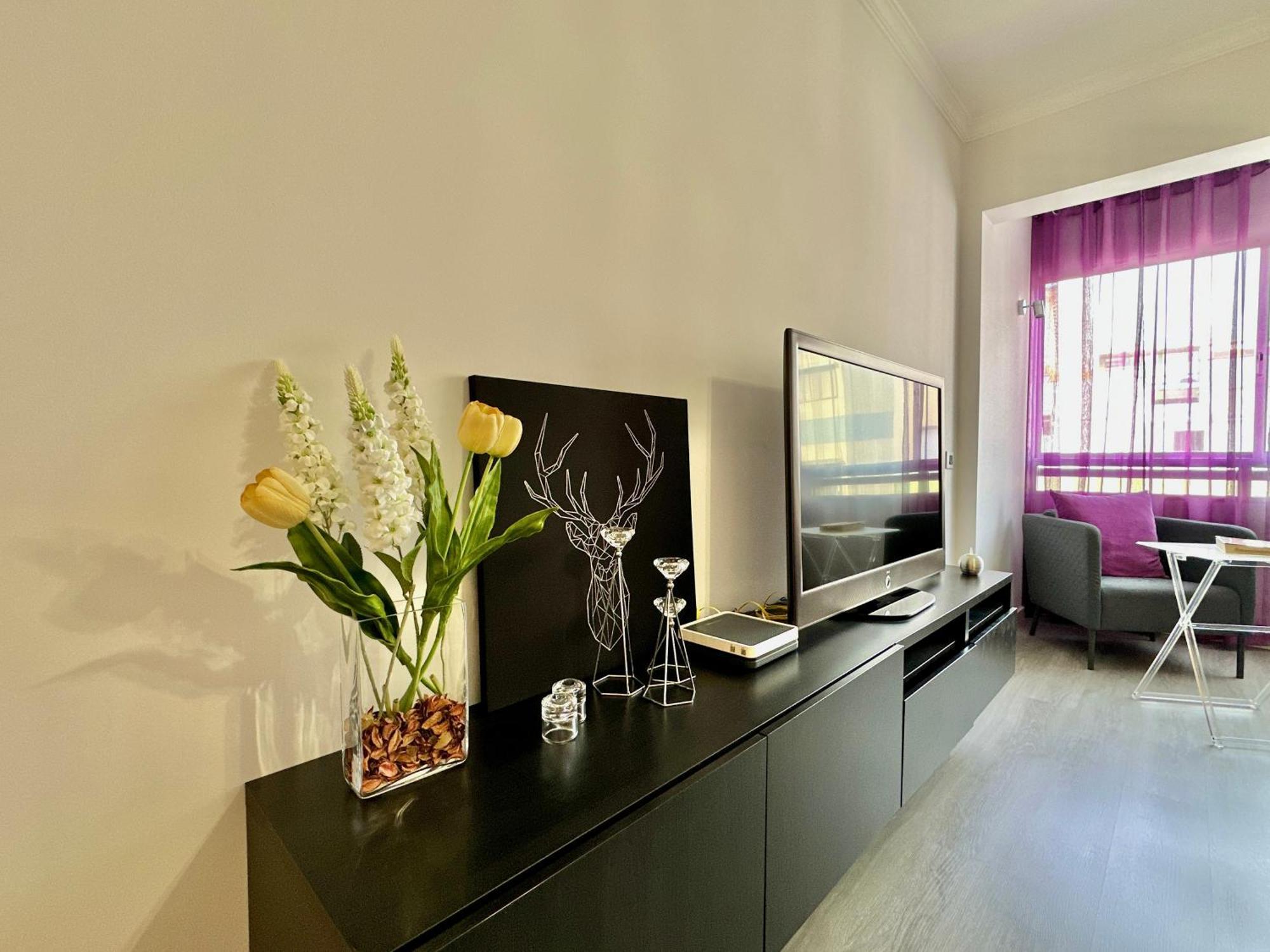 Hostiguest Coliving Leon Y Castillo Las Palmas de Gran Canárias Exterior foto