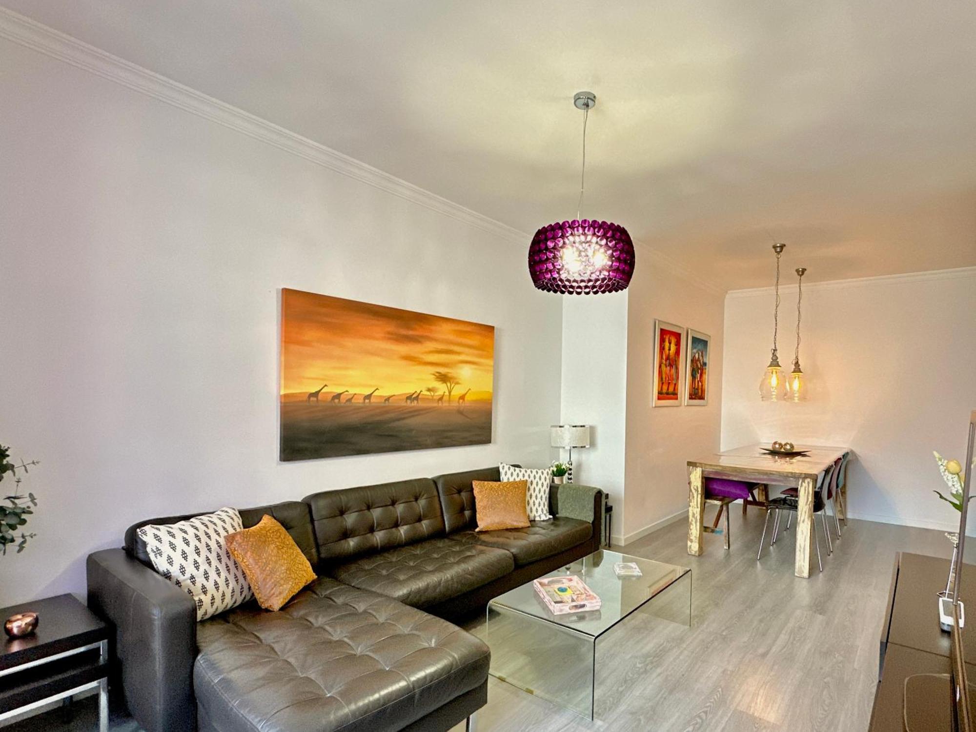 Hostiguest Coliving Leon Y Castillo Las Palmas de Gran Canárias Exterior foto